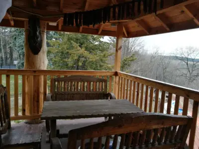 GUEST SUITE Narodno horo