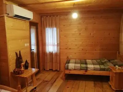 GUEST SUITE Narodno horo