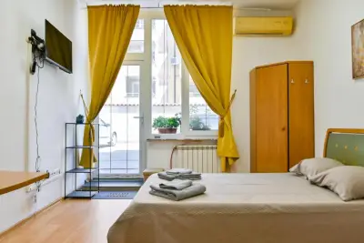 Adella Boutique Hotel - Free Secured Parking