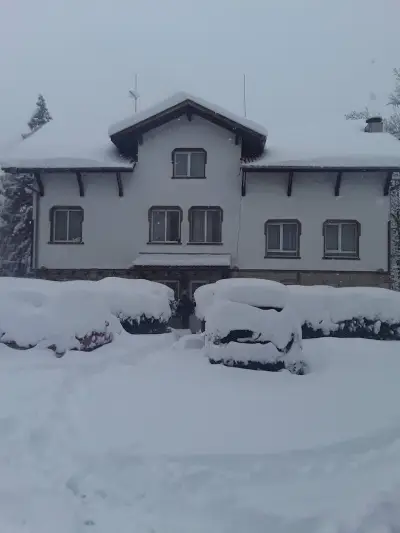 хотел "НЕЗАБРАВКА"