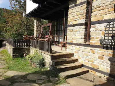 Шарлопова къща