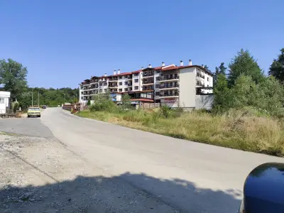 Трявна Лейк Хотел