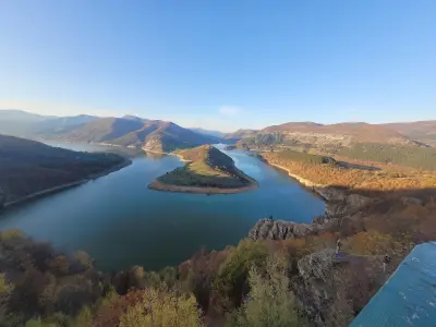 Меандрите на р. Арда