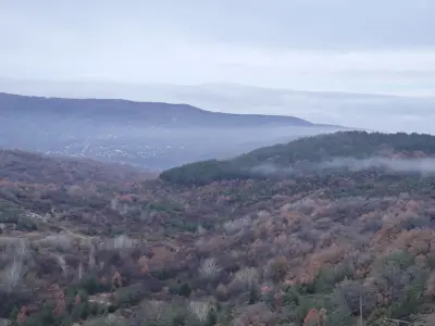 Панорамна гледка към село Цар Калоян