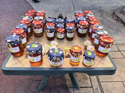 Натурален мед и пчелни продукти