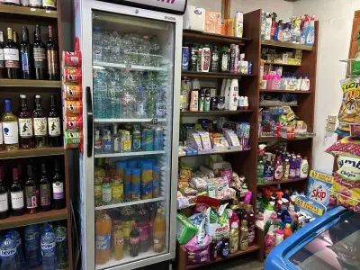 Mini market