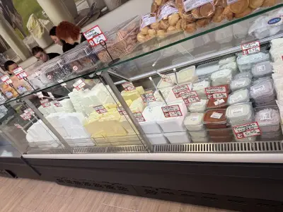 Магазини Мандра Маноле