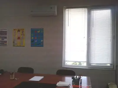 CLUB E