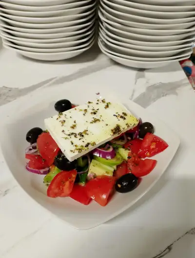 Stariya orekh lesnovo