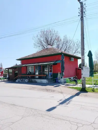 Stariya orekh lesnovo