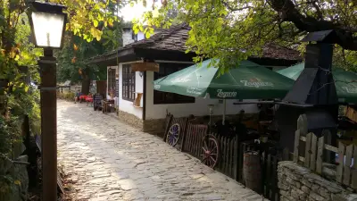 Къща за гости " Петте ореха"