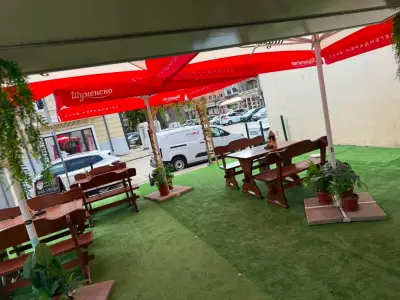 Globus Fast Food