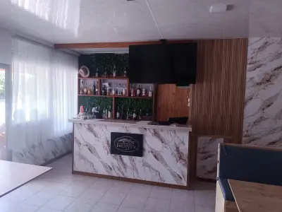 Beluga Bar