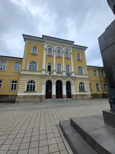 Априловска гимназия