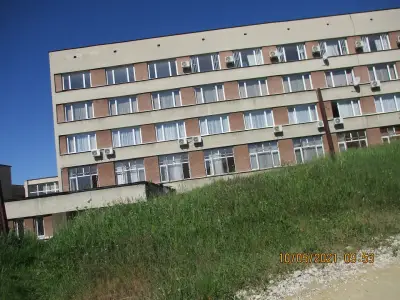 Професионална гимназия по туризъм „Пенчо Семов"