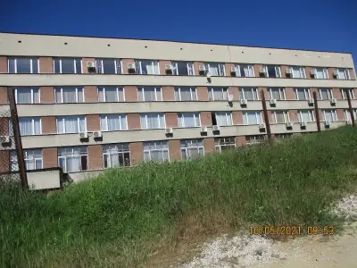 Професионална гимназия по туризъм „Пенчо Семов"