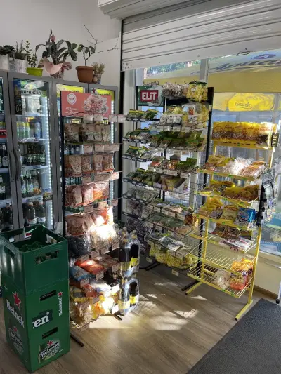 Магазин за алкохол и цигари