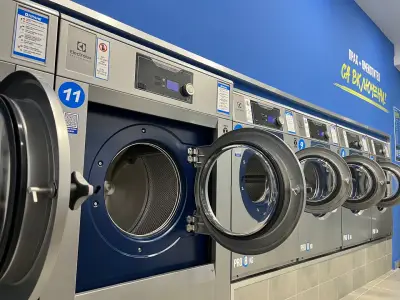 Пералня на самообслужване La Wash