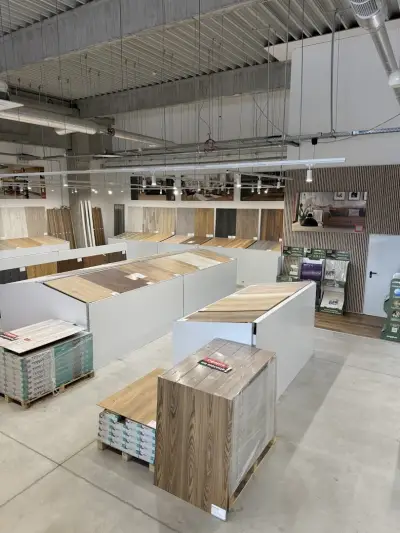 FLOOR ARENA