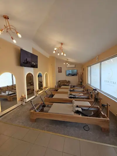 Пилатес реформър Artemida pilates
