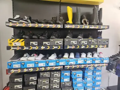Glimex showroom (shop)