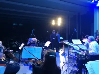 Зала "Възраждане"