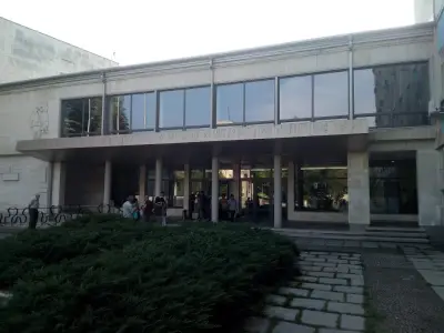 Зала "Възраждане"
