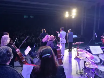 Зала "Възраждане"