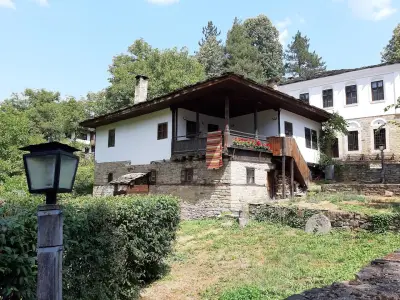 Музей на Архитектурно-исторически резерват „Боженци“