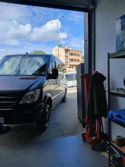 КЪБРЪС АВТОРЕМОНТНИ УСЛУГИ / KIBRIS AUTO REPAIR & SERVICE