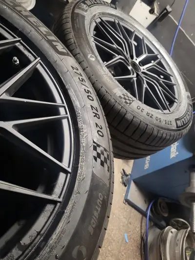 Денонощен сервиз за гуми Гумаджийница 24/7 автосервиз Хари