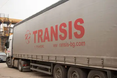Transis