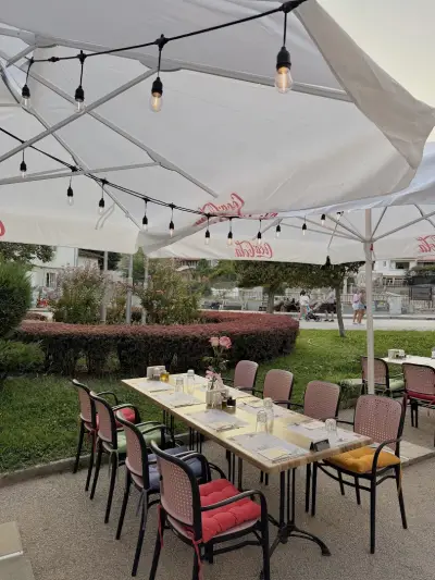 AURA RESTAURANT