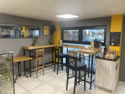 Lemonade bar