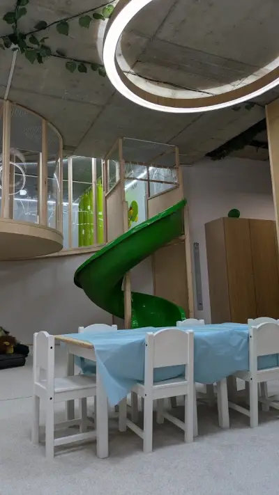ZZ Land Play Cafe