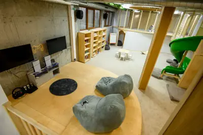 ZZ Land Play Cafe