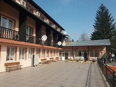 Комплекс "Поп Харитон"