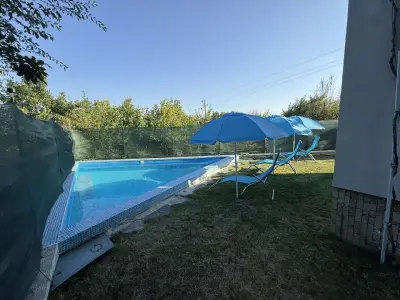 Guest house SAVATIN