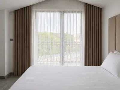 White Houses Luxury Thermal