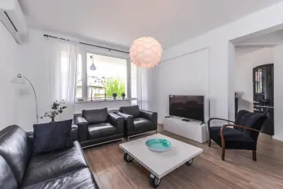 Stylish Two Bedroom Apartment Sofia