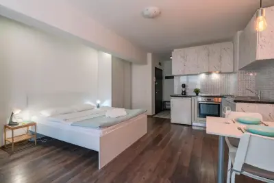 Bright Studio in the City Center