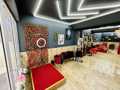 Beauty Salon Lux