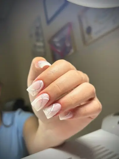 Yamariss Nail room