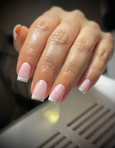 Yamariss Nail room