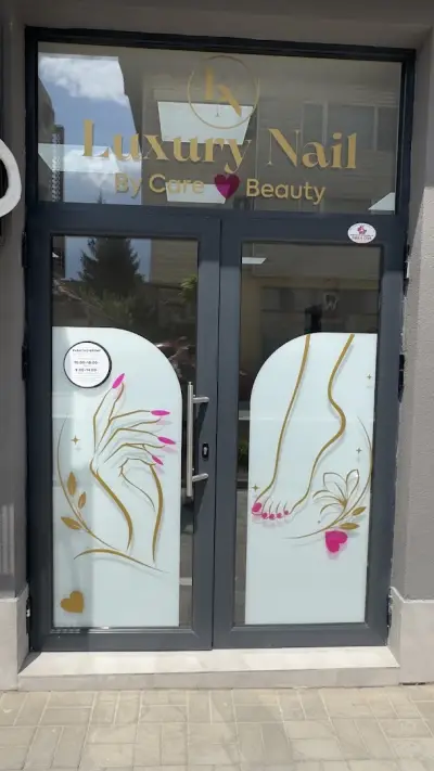 Luxsury Nails