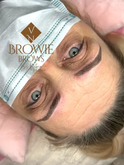 BROWIE BROWS Микроблейдинг Варна