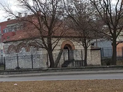 Римска гробница IV век
