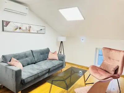 НЮТЪН Ипотечни Консултанти (офис Пловдив) | NEWTON Mortgage Consultants (Office Plovdiv)