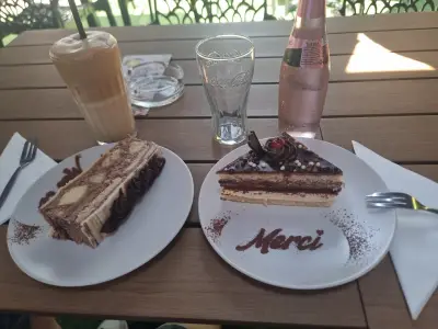 Кафе-Сладкарница Merci