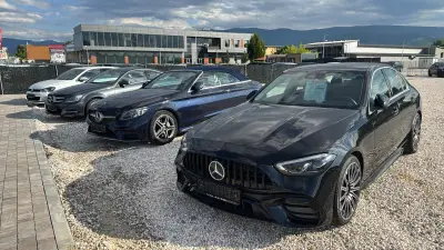 VIA AUTO